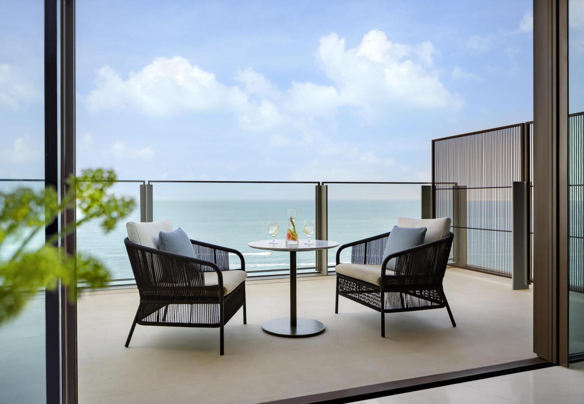 Royal Club Kamer met Queensize Kamer met Uitzicht op Zee - Toegang tot de Royal Club met ontbijt, de hele dag premium champagne en high tea
