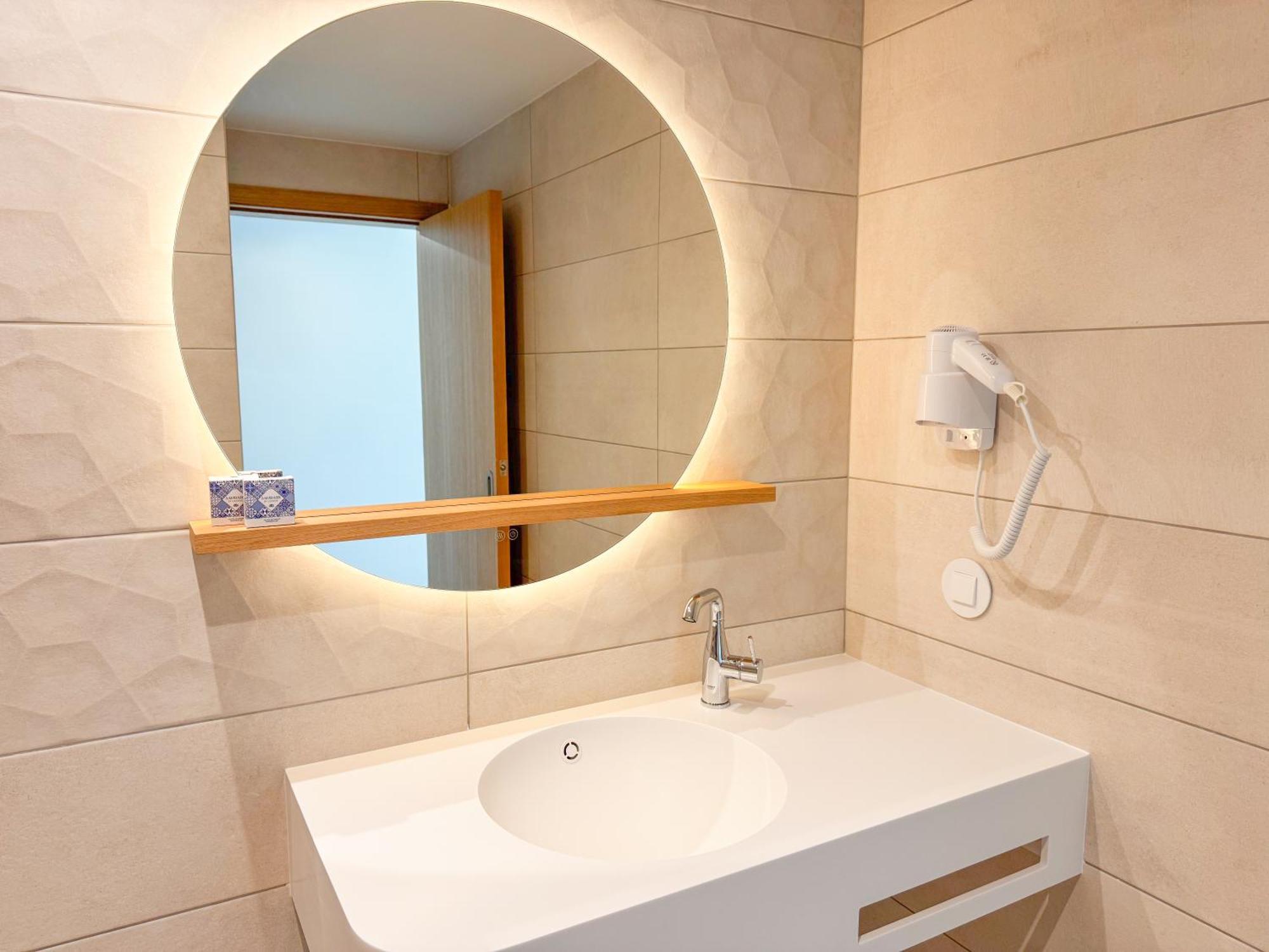 Junior Suite Sea View Single Occupancy