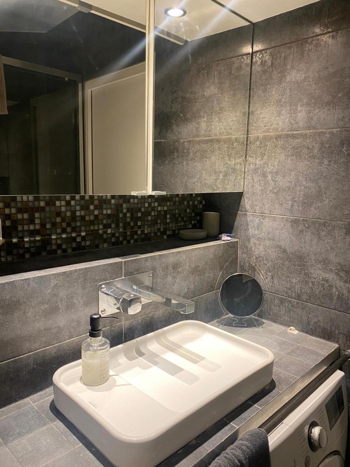 Family Room,1698788207:JPEG