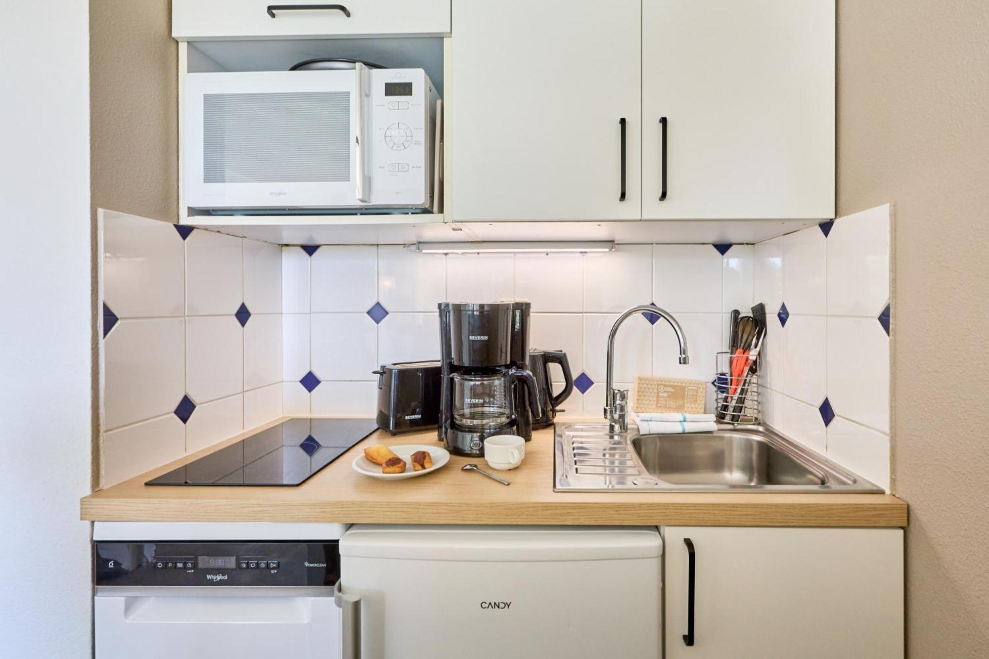 Superior One-Bedroom Duplex Apartment Balcony