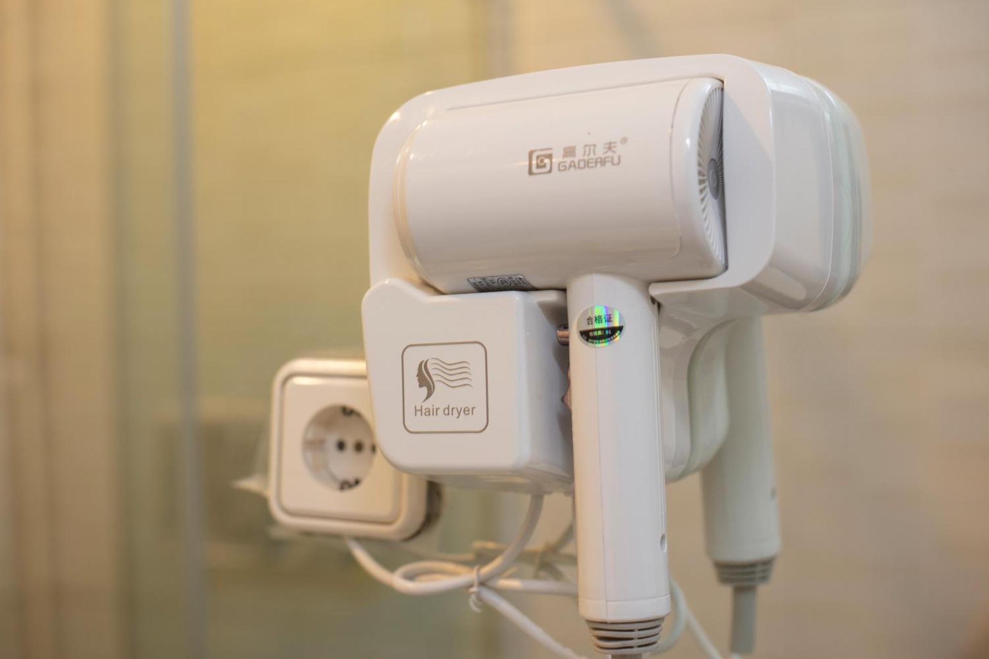 Small Double Room,1720116847:JPEG