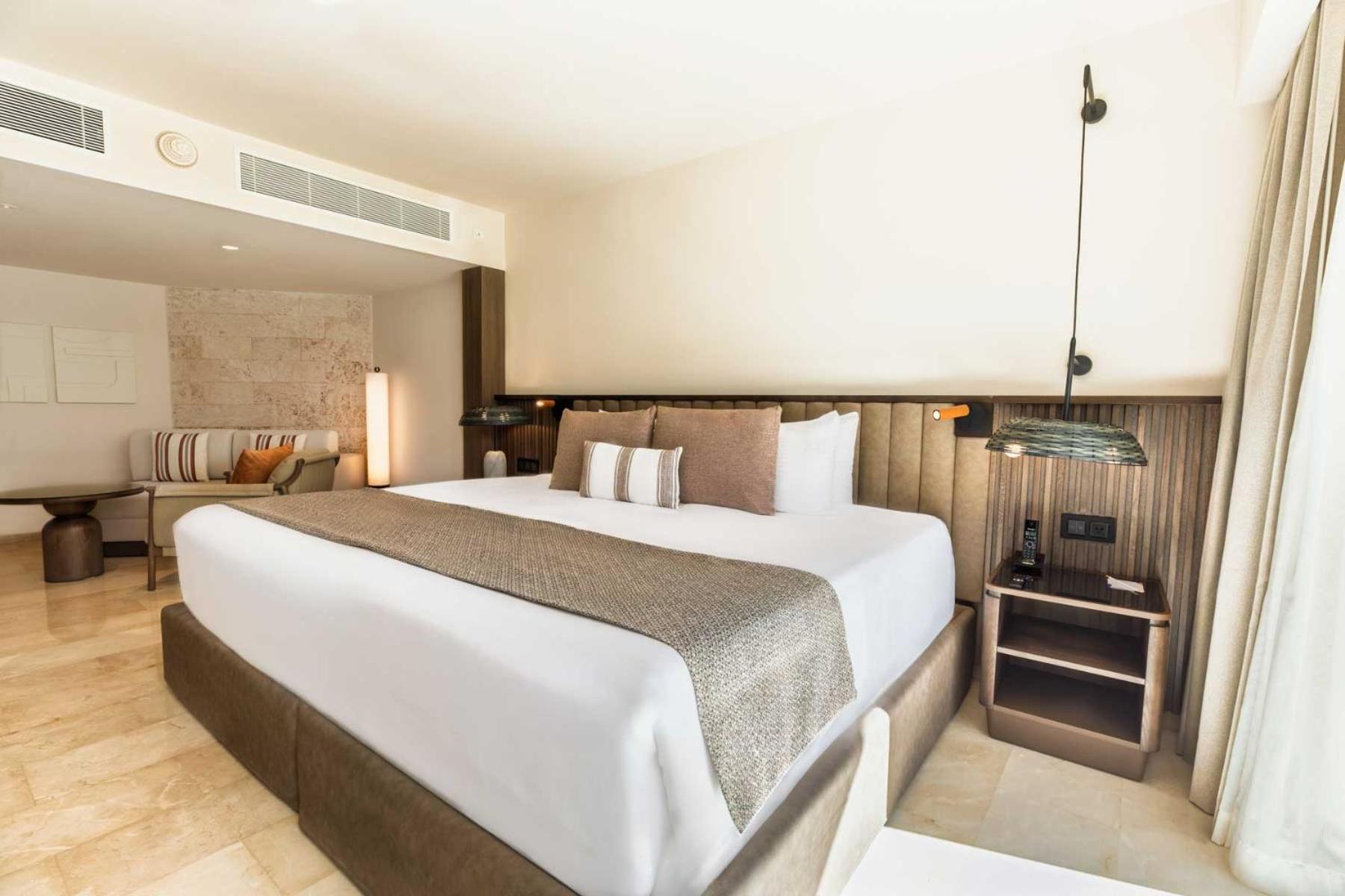Superior Junior Suite
