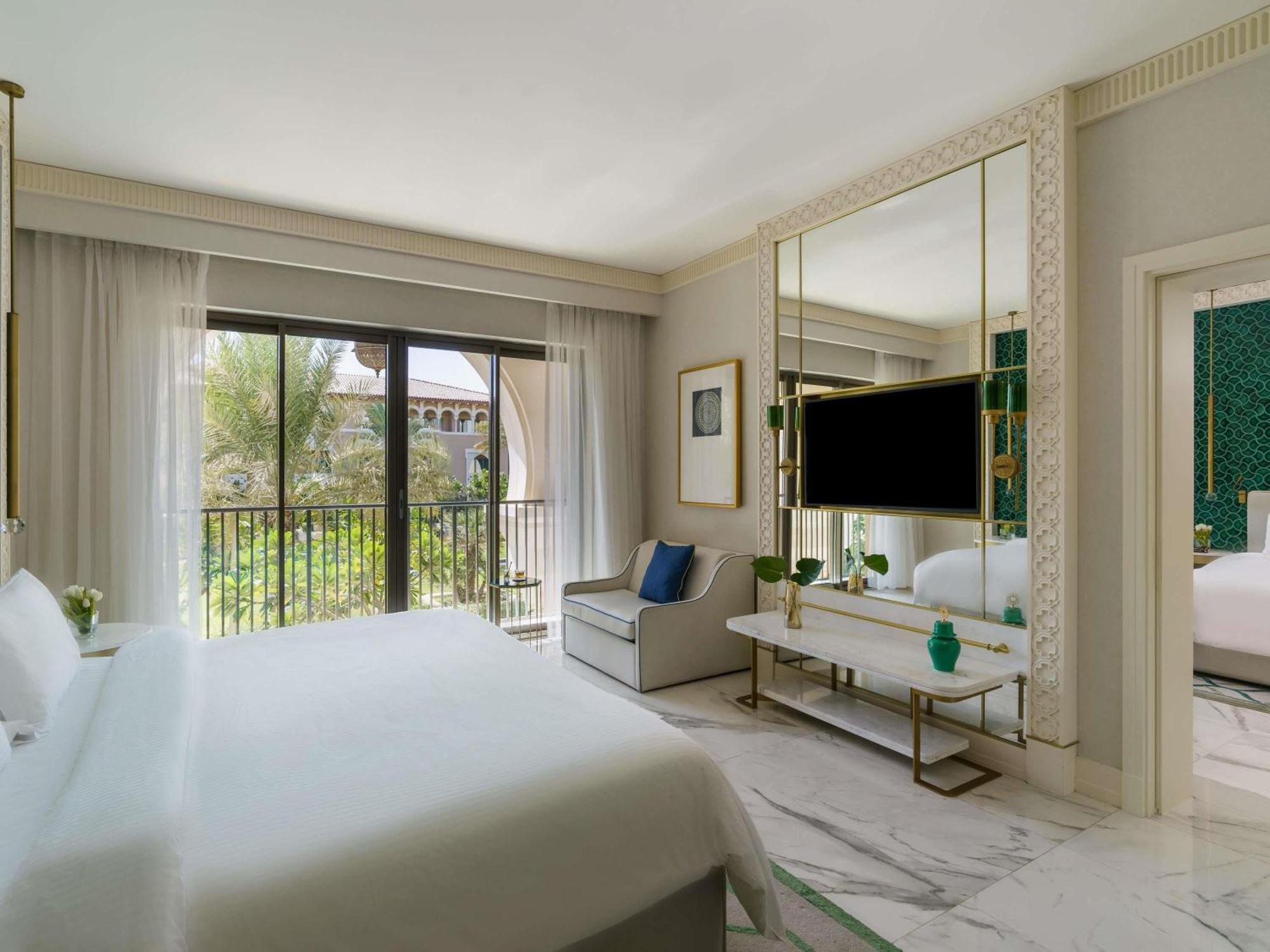 Hébergement Familial 2 Chambres Lit King-Size - Vue sur Jardin