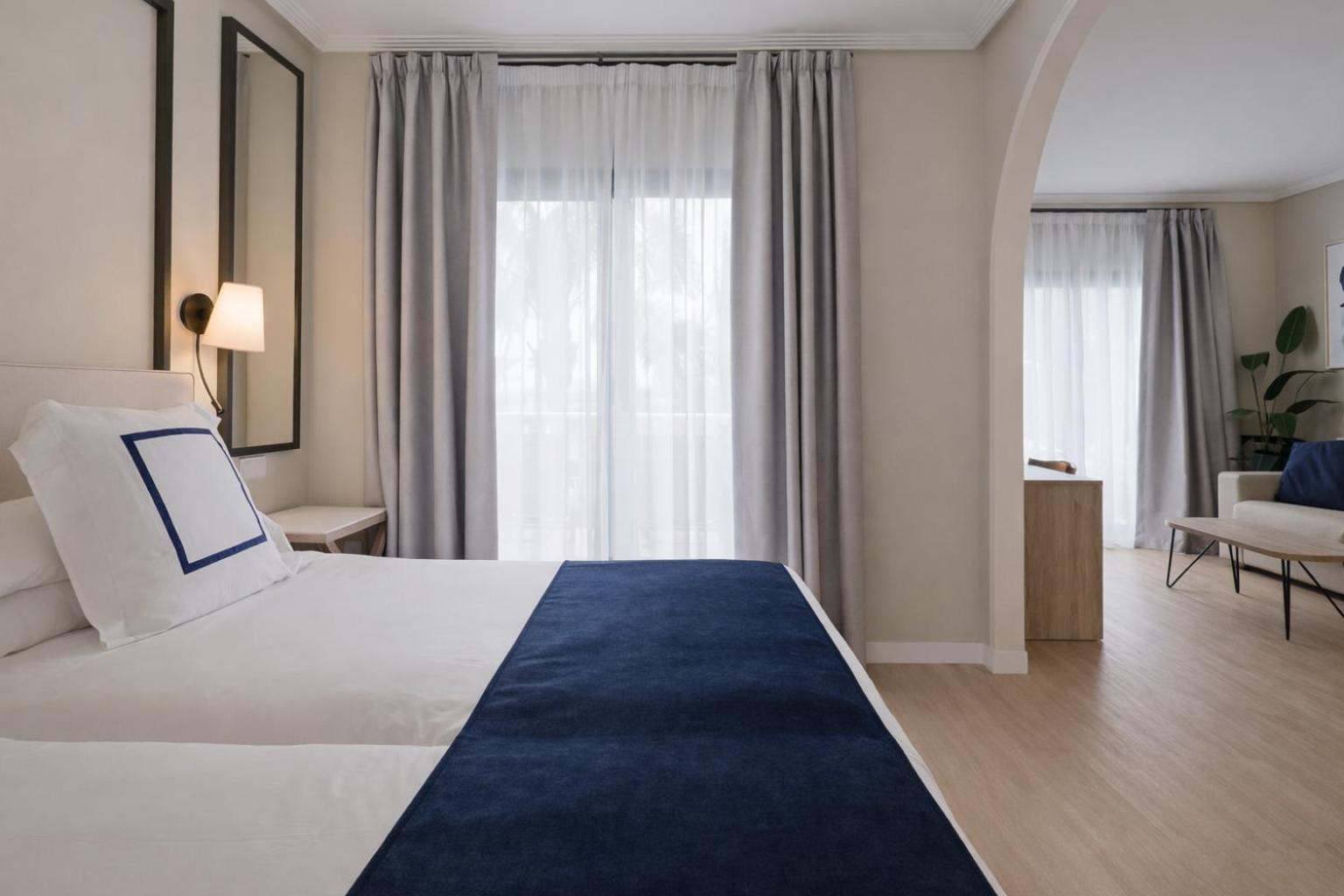 Junior Suite,1756401414:JPEG
