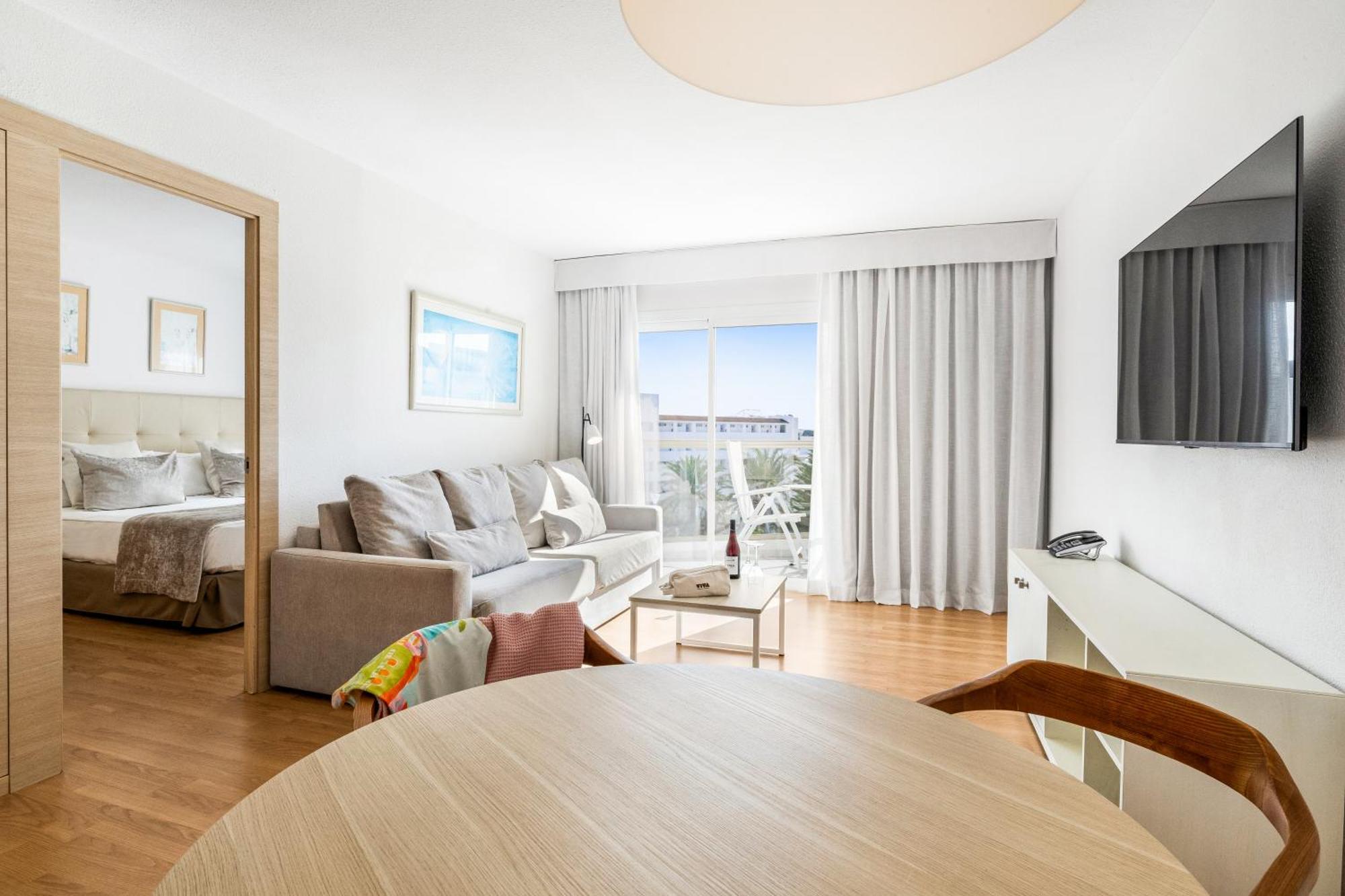 Apartment Selection Club