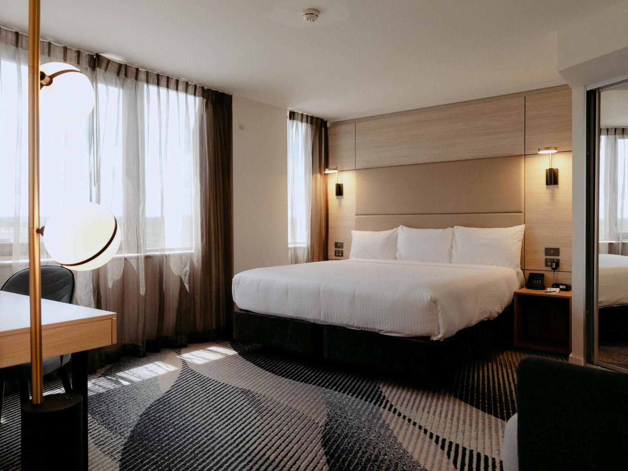 Deluxe Spa King Suite