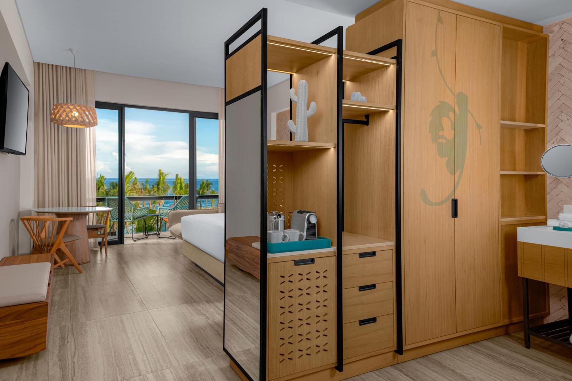 Family King Room Ocean View