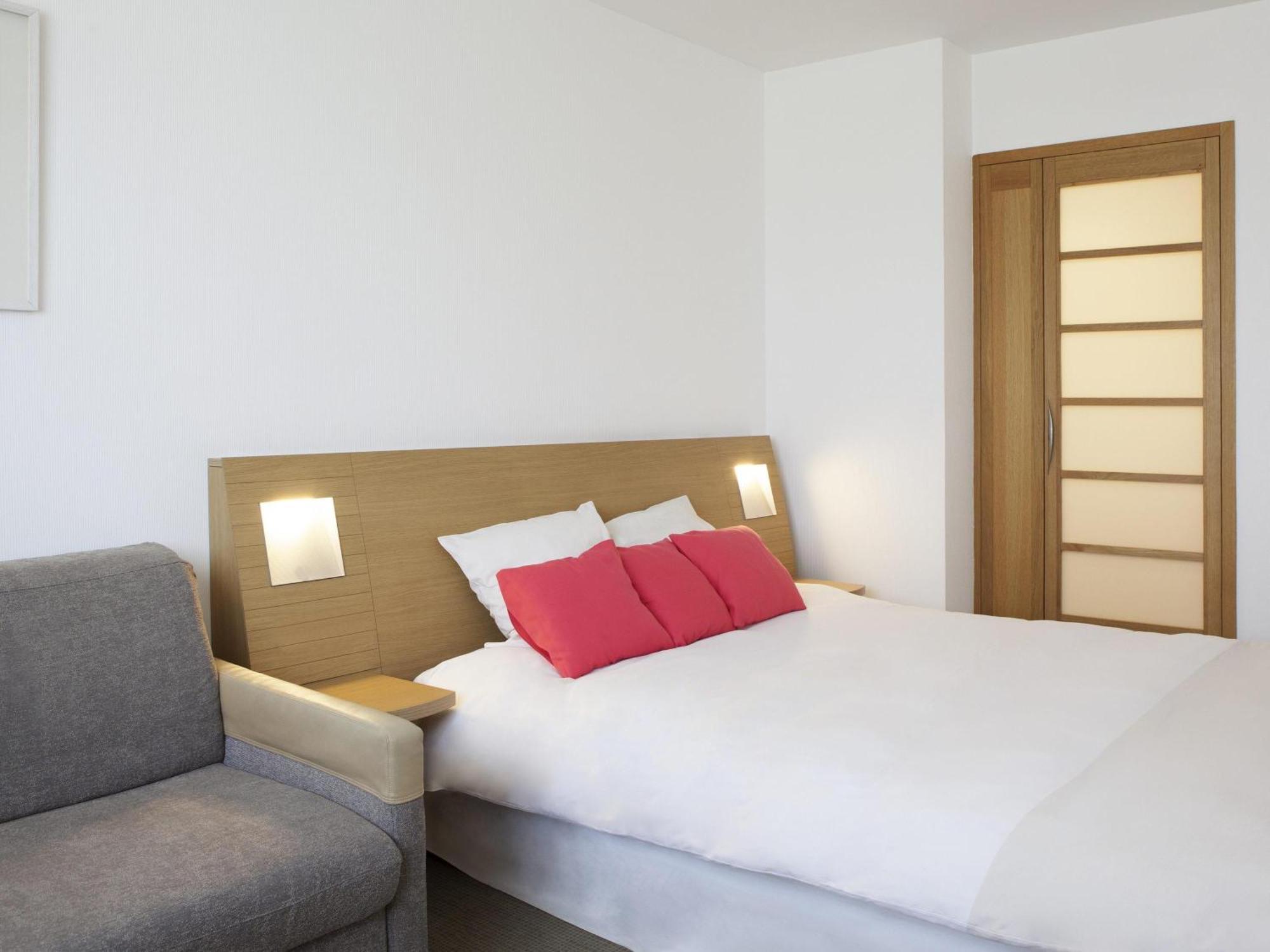Classic Double Room Single Sofa Bed