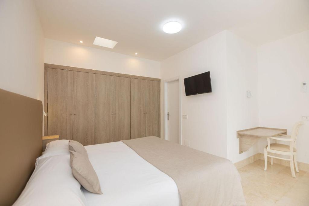 Three-Bedroom Royal Villa