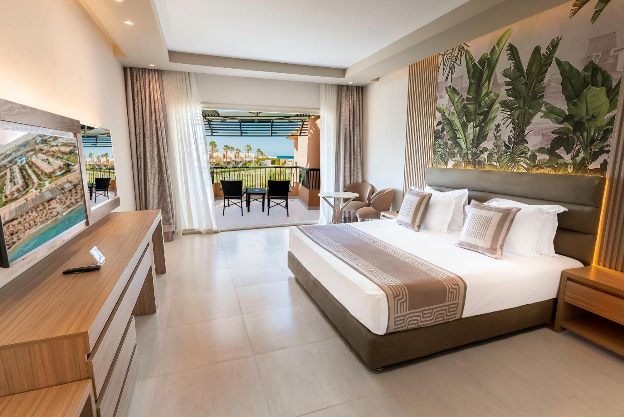 Deluxe Double or Twin Room Garden View