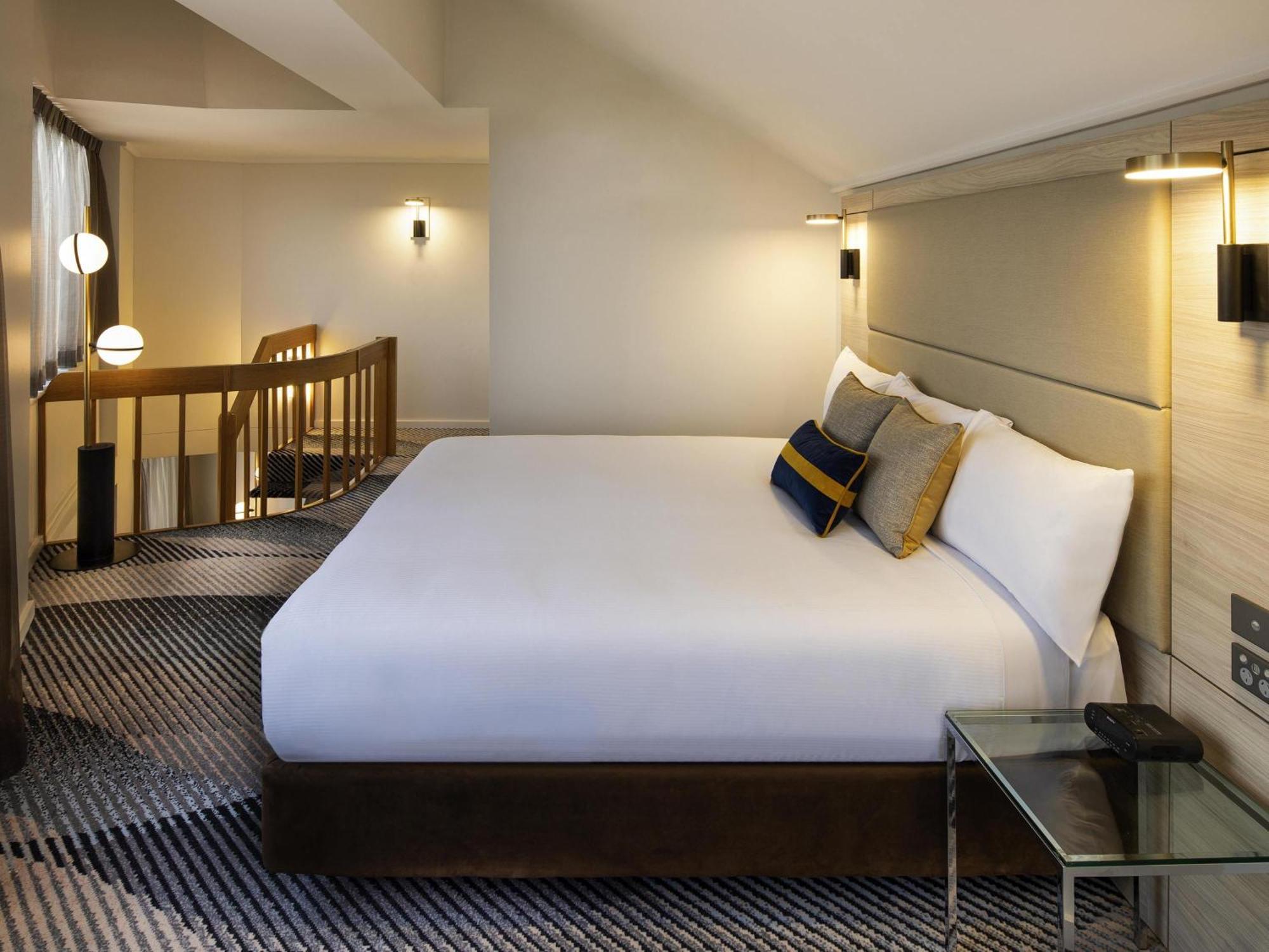 Deluxe Spa King Suite
