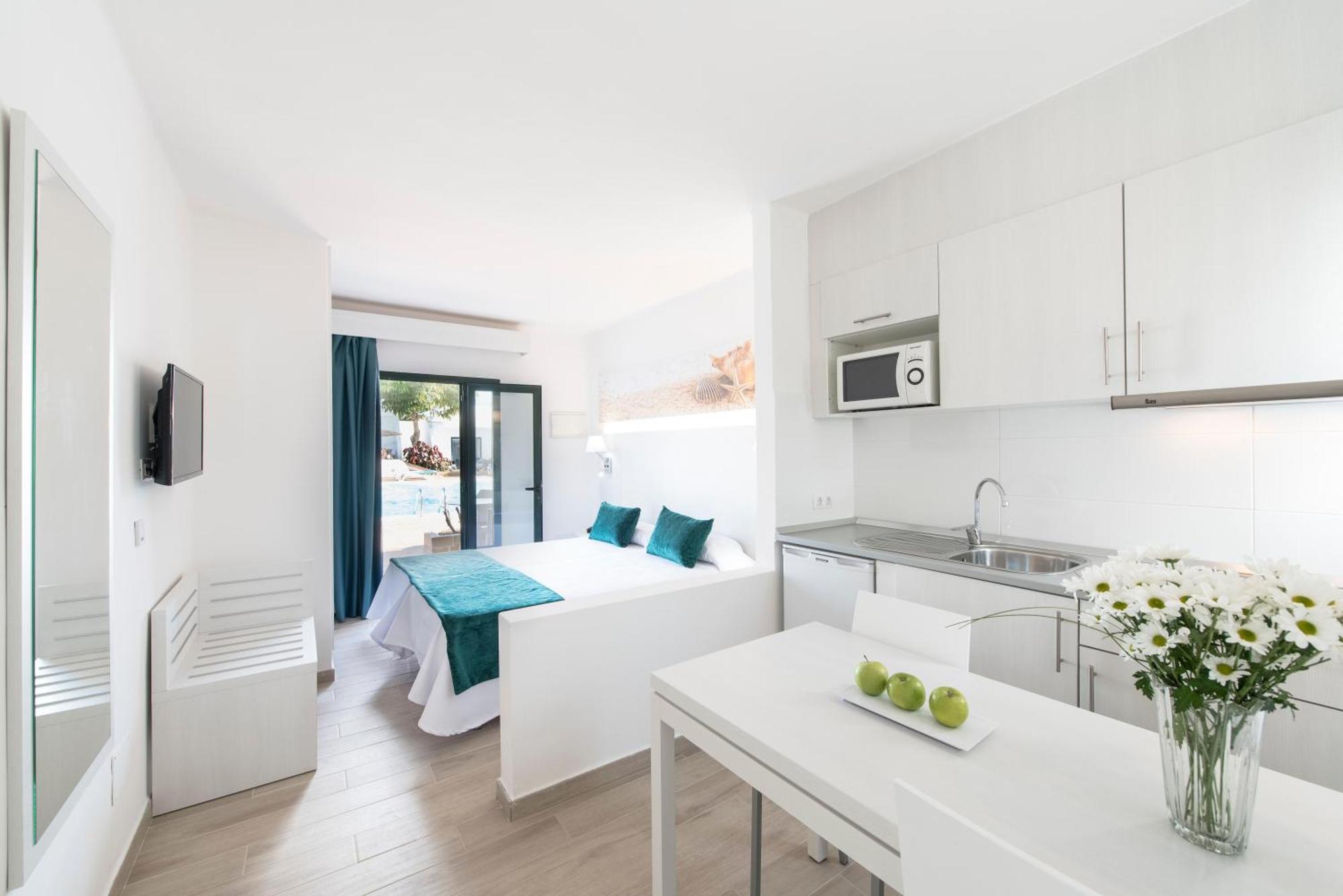 Studio Supérieur (2 Adultes)