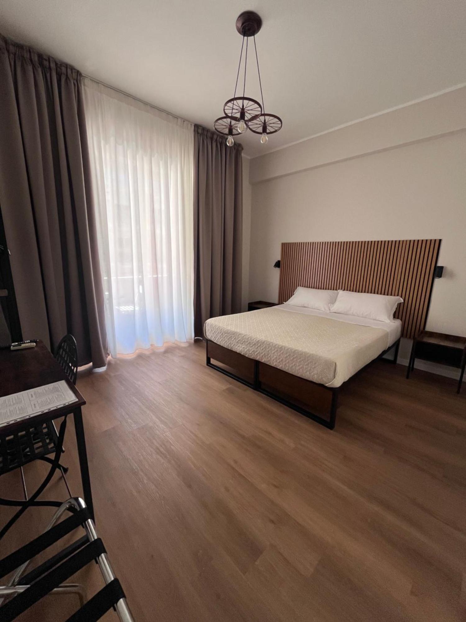 Double Room Private Bathroom