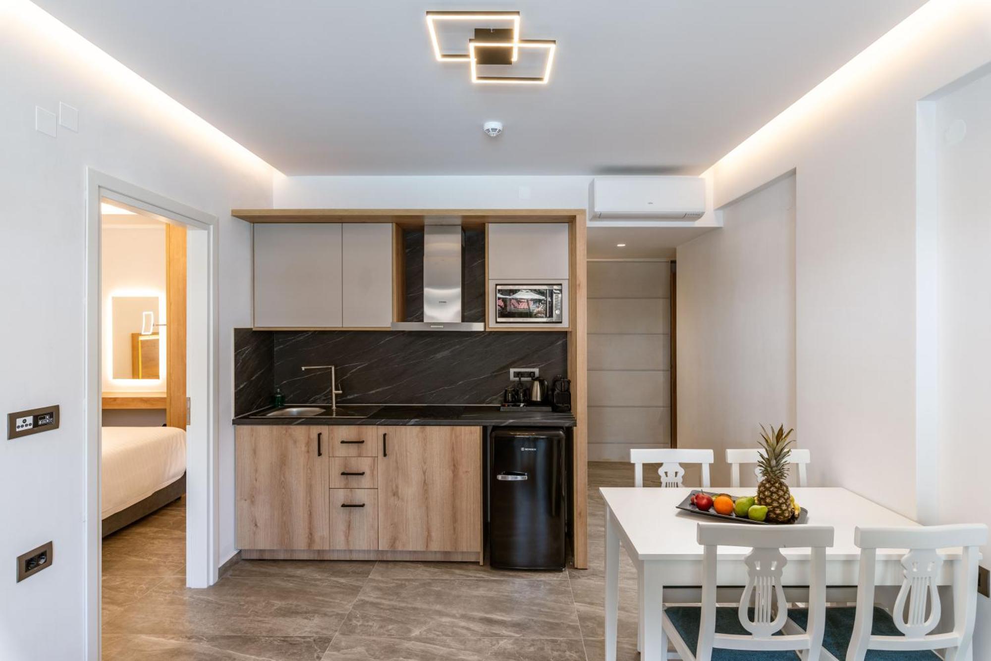 Deluxe One-Bedroom Apartment,1772115904:JPEG