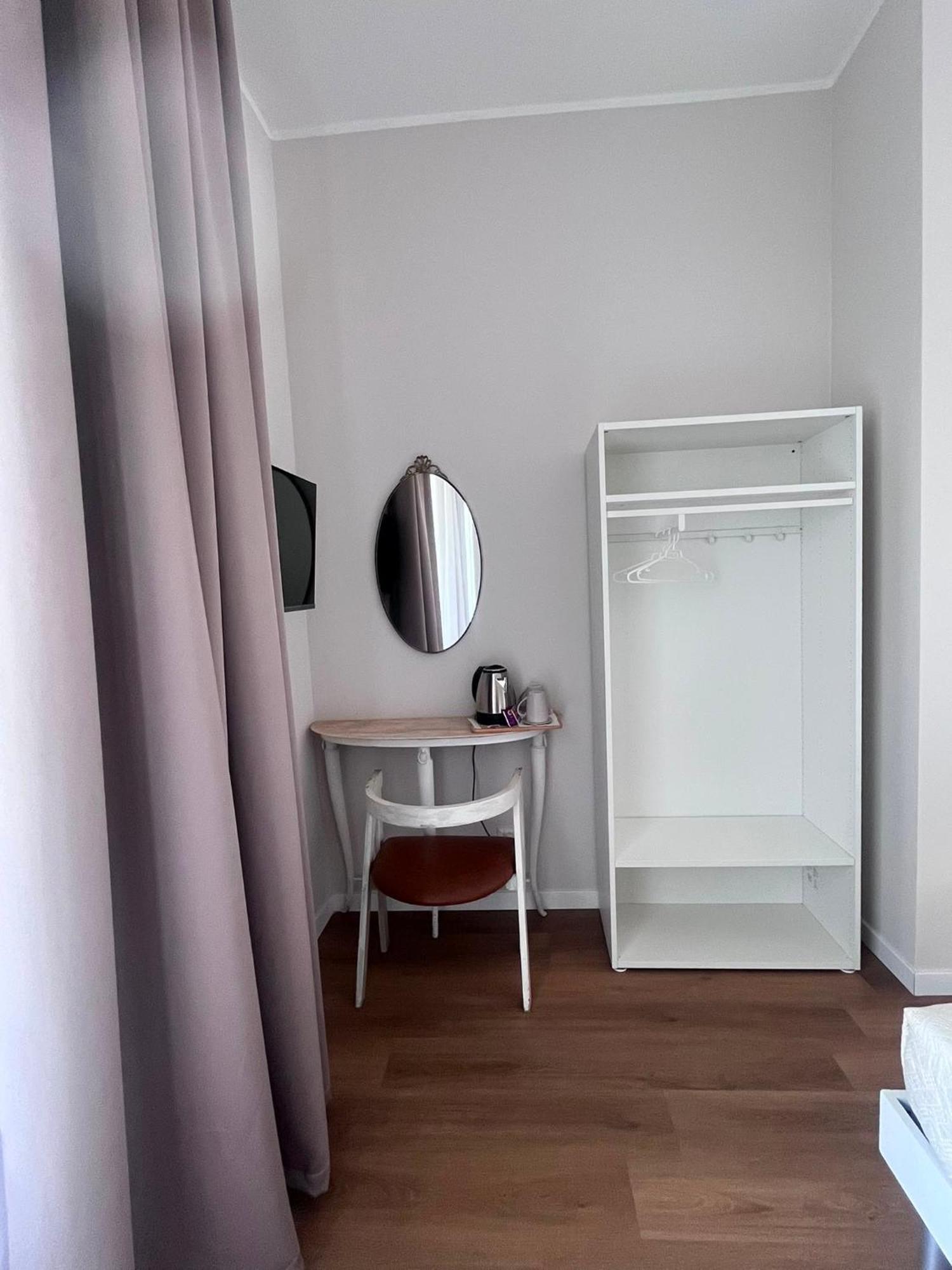 Double Room Private Bathroom