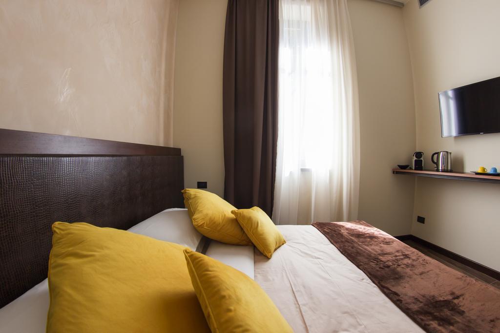 Superior Deluxe Double or Twin Room