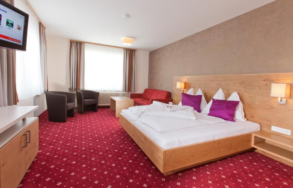 Double Room,1583107850:JPEG