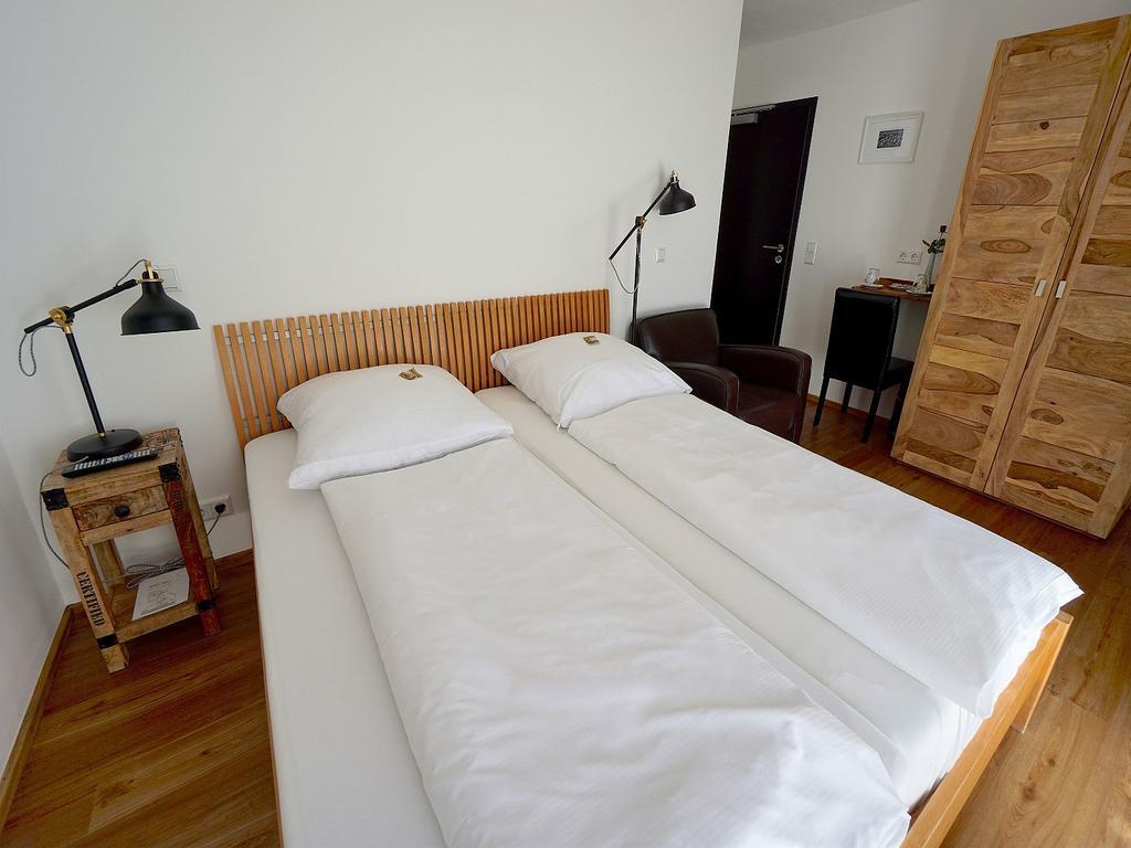 Double Room,272977605:JPEG