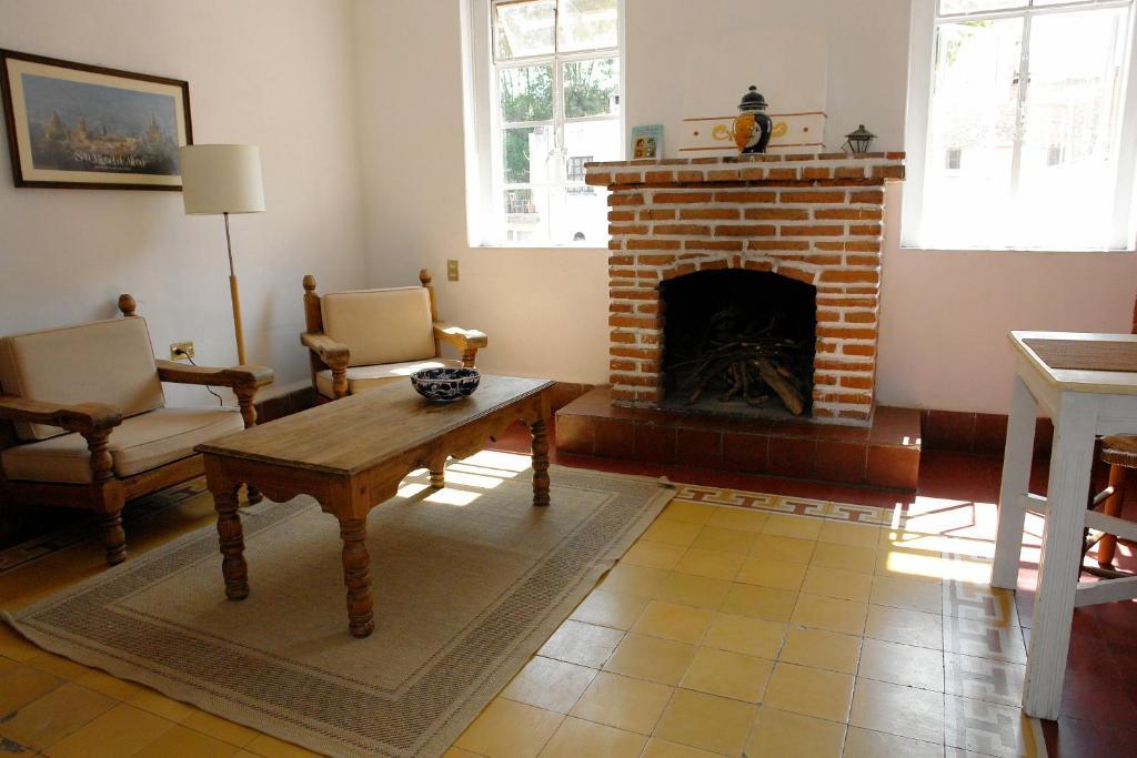 Standard Studio,31223027:JPEG