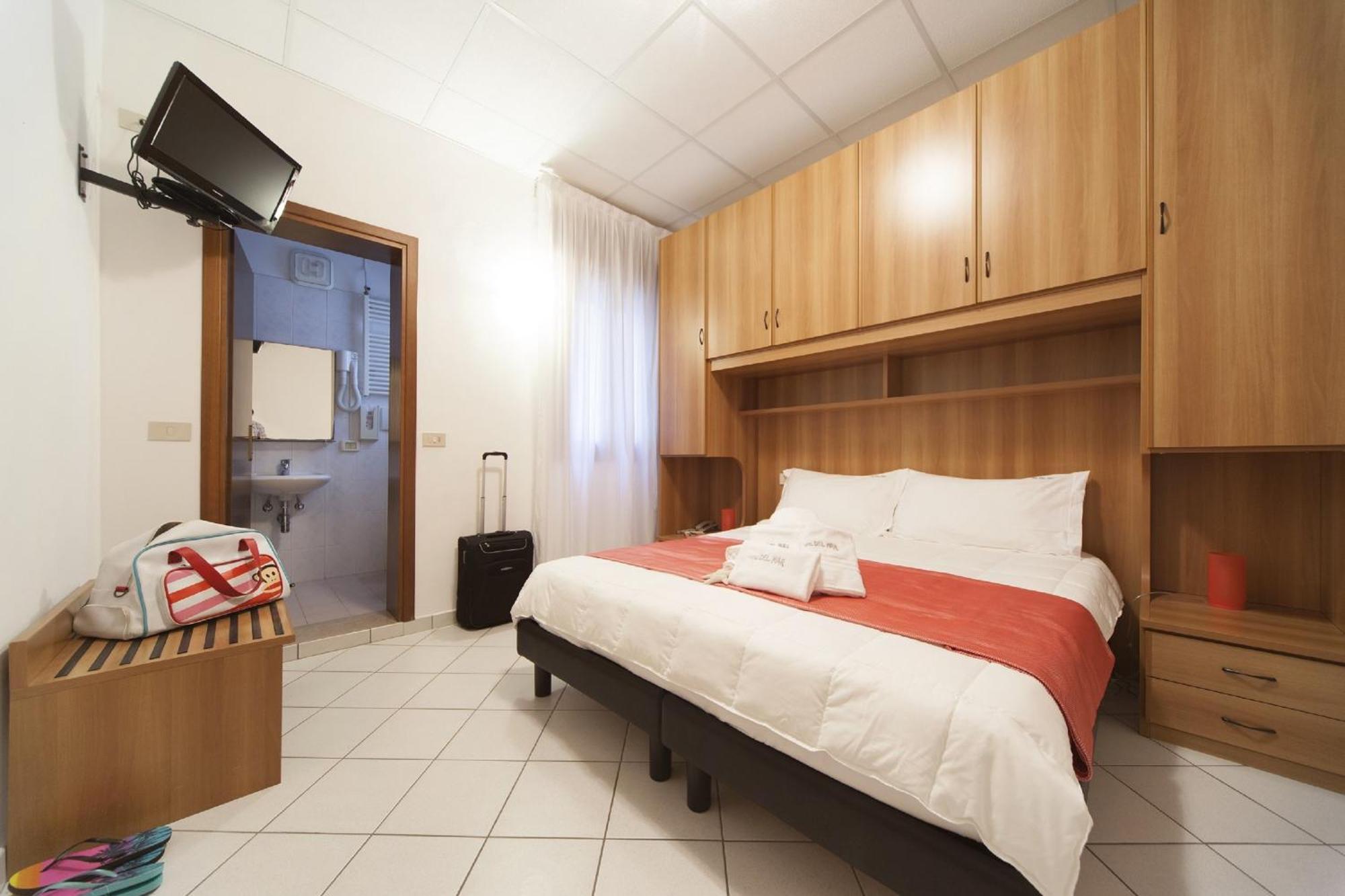 Triple Room,319288397:JPEG
