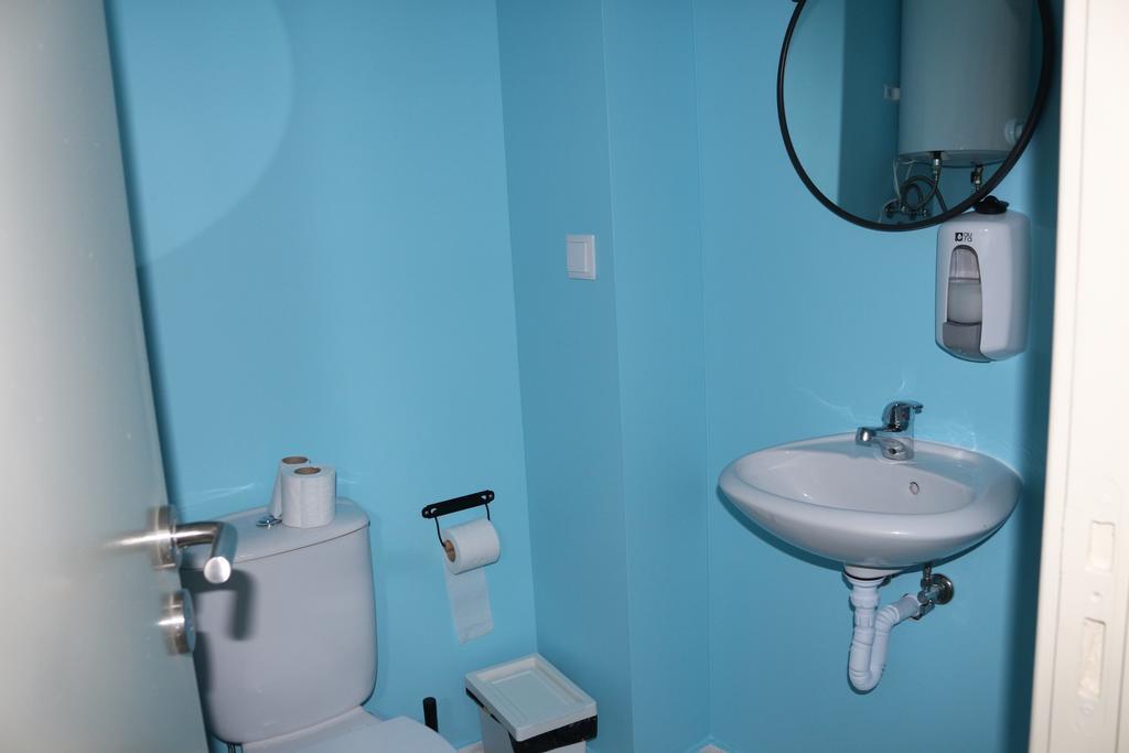 Suite,324638977:JPEG