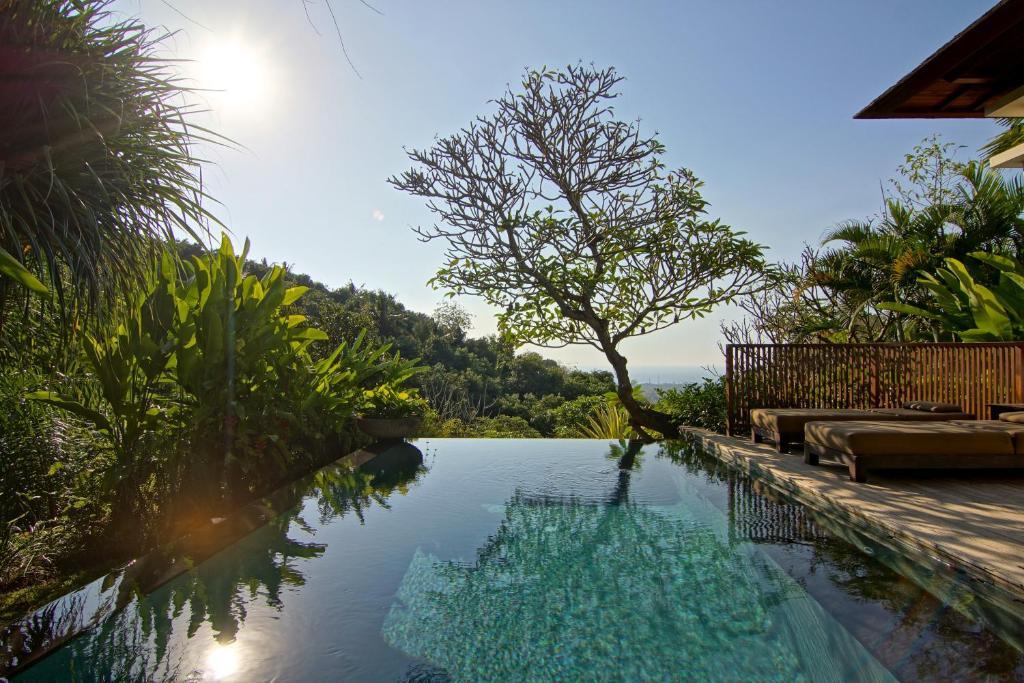 Pool Villa, include Free Afternoon Tea, 20% Discount Spa, Free Shuttle to Lovina Beach and Free Herbs & Spices Garden Tour.