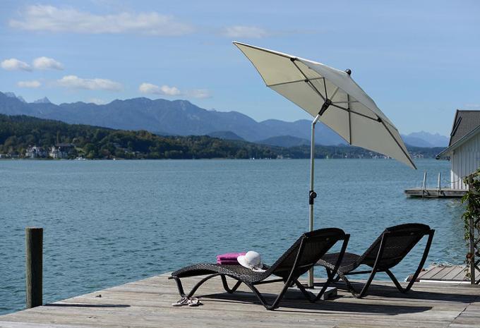 Doppelzimmer mit Schlafsofa und Balkon