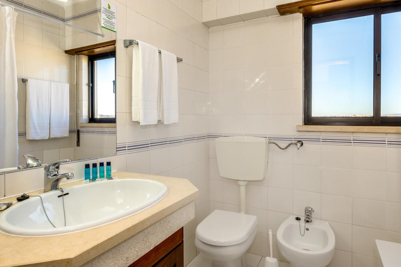 Two-Bedroom Apartment,545492418:JPEG