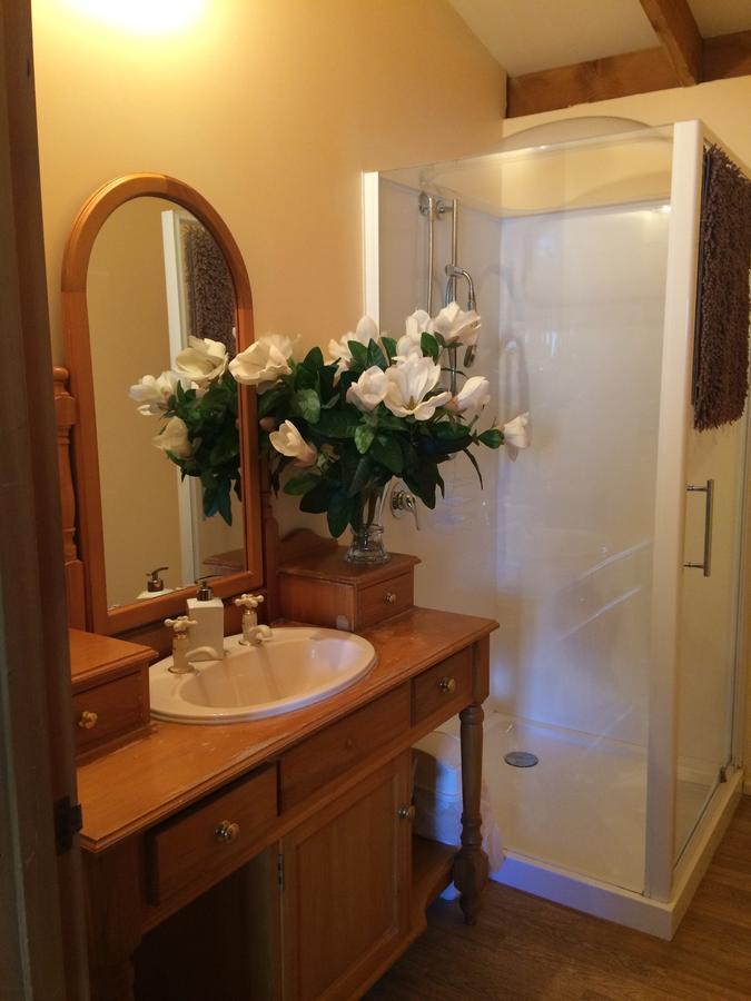 Small Double Room,738591229:JPEG