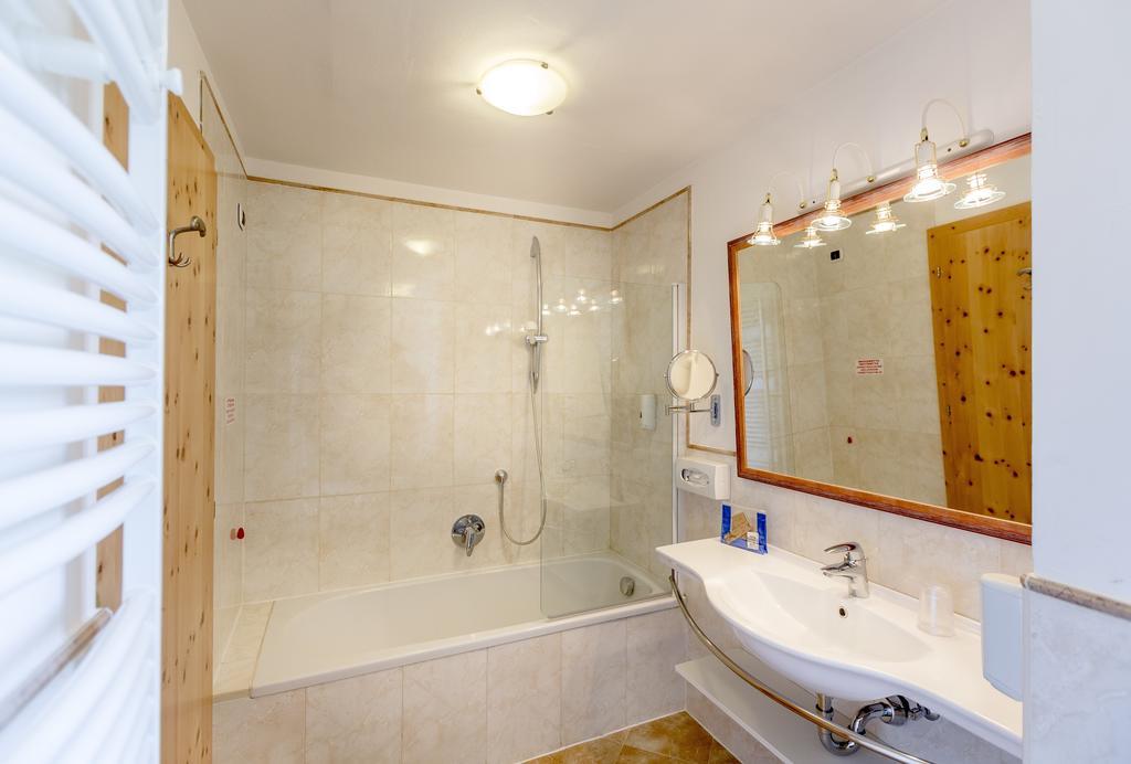 Double or Twin Room Balcony