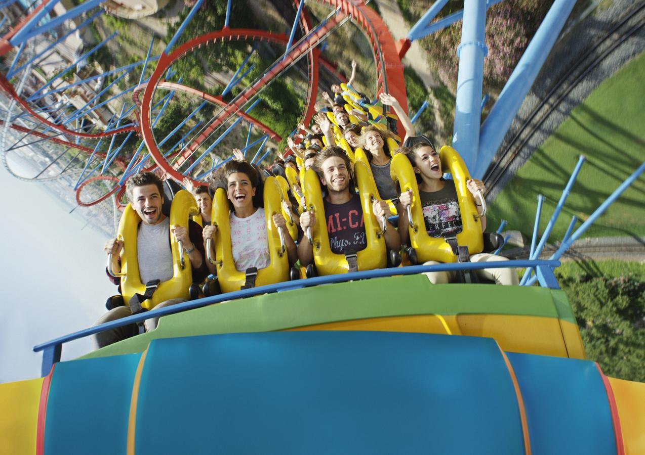 Standard Room with Access to PortAventura Park (2 Adults + 1 Child) +  1 ticket to Ferrari Land,1431884296:JPEG