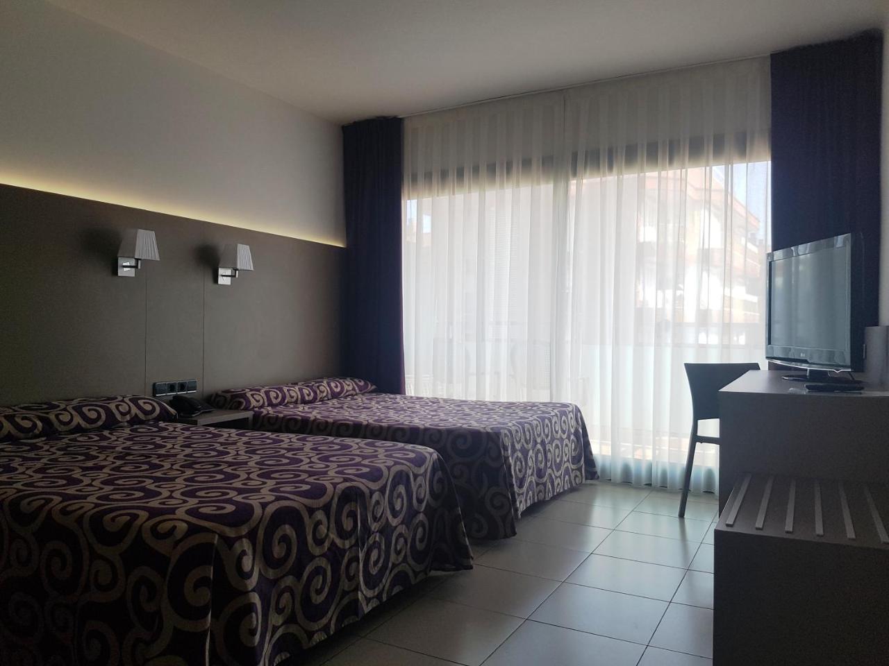 Double or Twin Room with Pool View