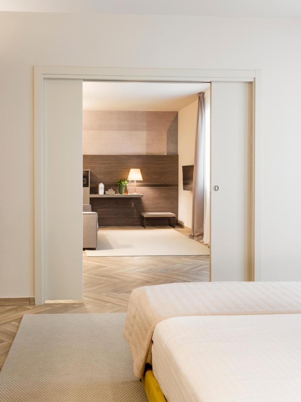 Suite mit Balkon und Seeblick