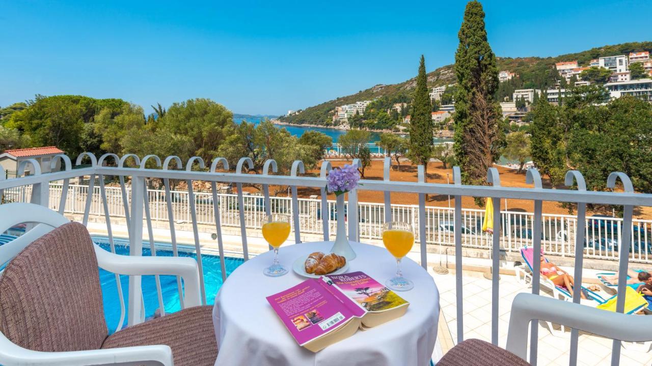 Double/Twin Room with Balcony and Sea View,966894862:JPEG