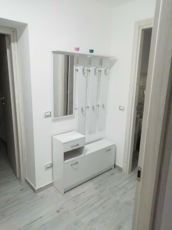 Family Room Private Bathroom