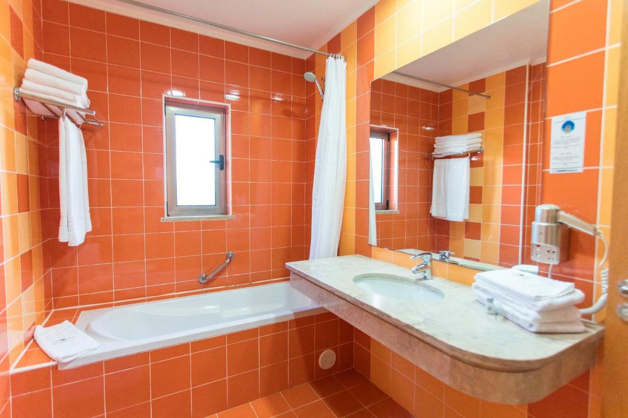 Apartamento Superior com 2 Quartos e Vista Mar