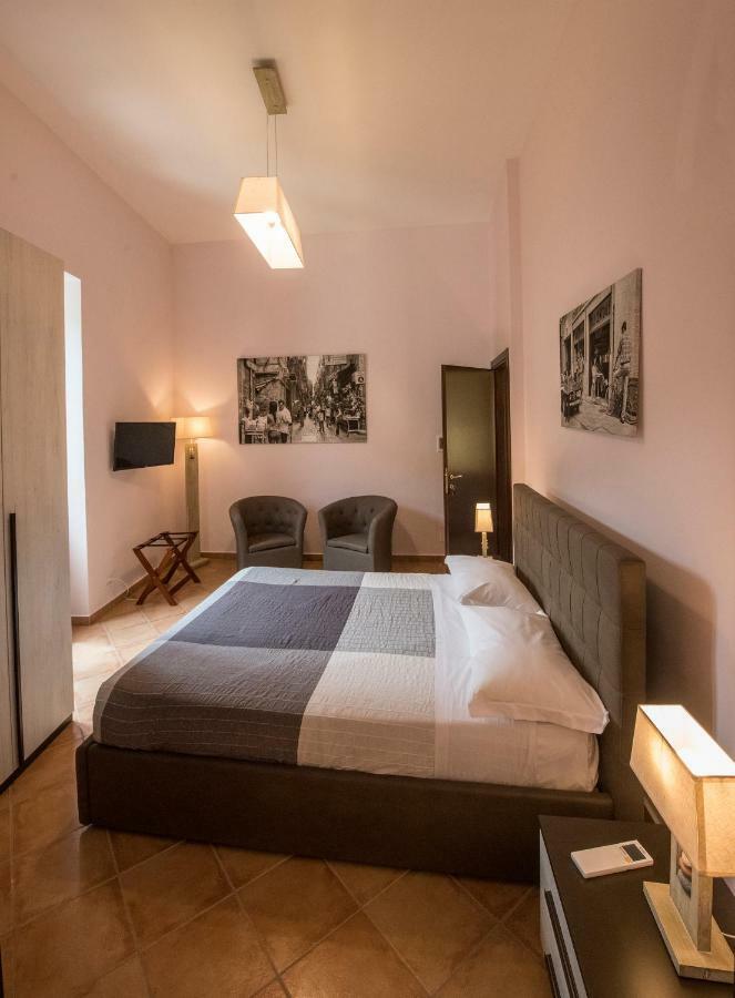 Double or Twin Room,883191535:JPEG