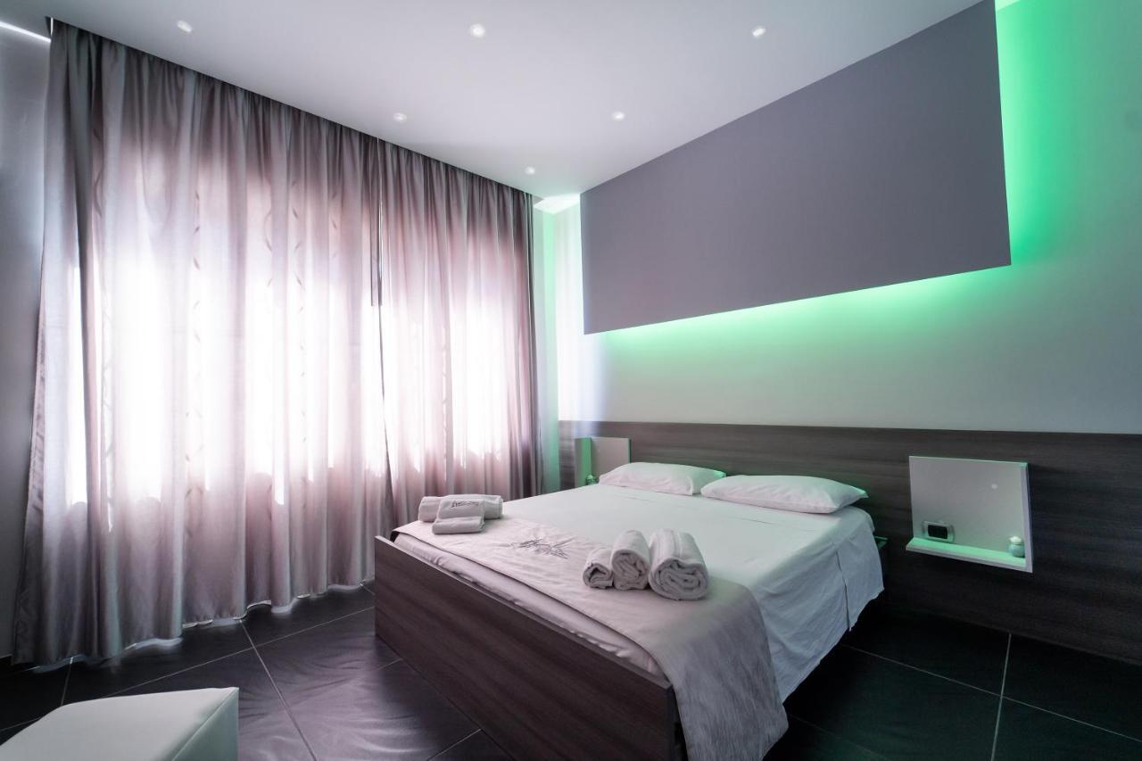 Standard Double Room,944222554:JPEG