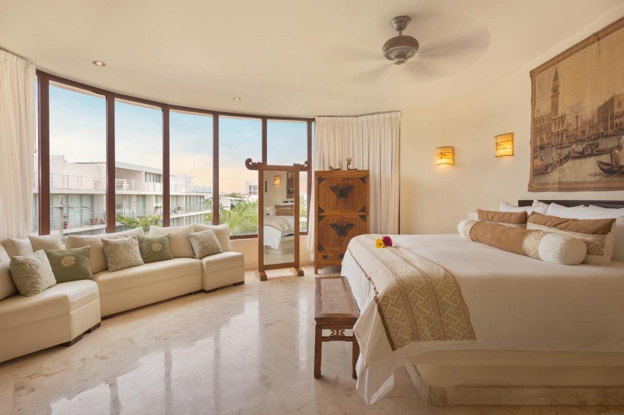 Three-Bedroom Penthouse,960304663:JPEG
