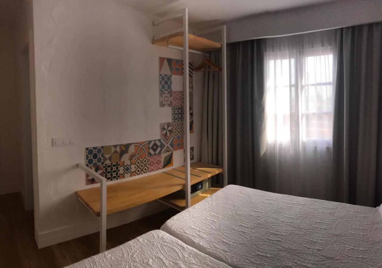 Suite,982313665:JPEG