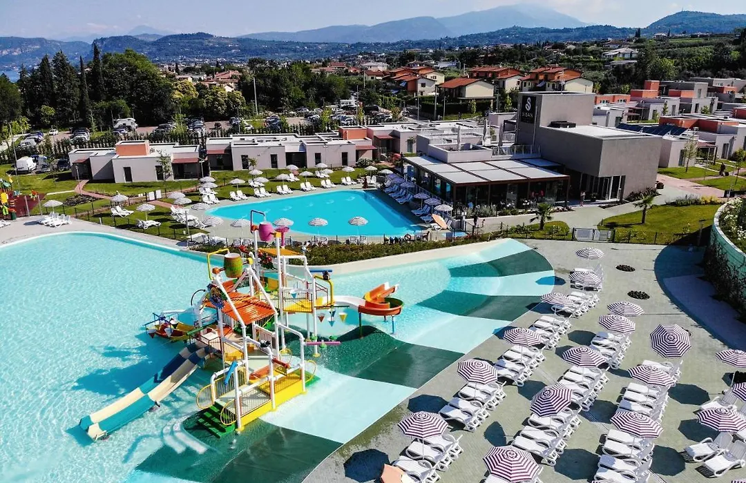 Sisan Family Resort-1
