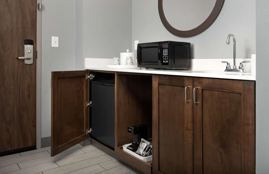 Hampton Inn & Suites Rapid City Rushmore, Sd-1