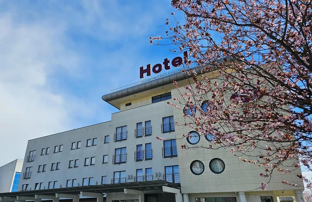 Hotel Swing-1