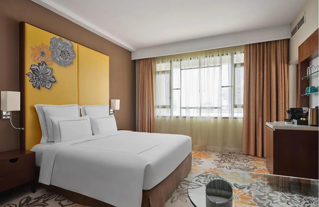 Paradox Singapore-1
