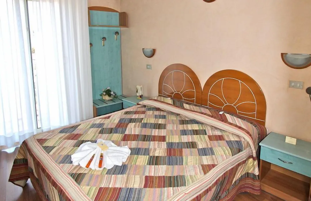 Hotel Britannia Rimini Marina centro-1
