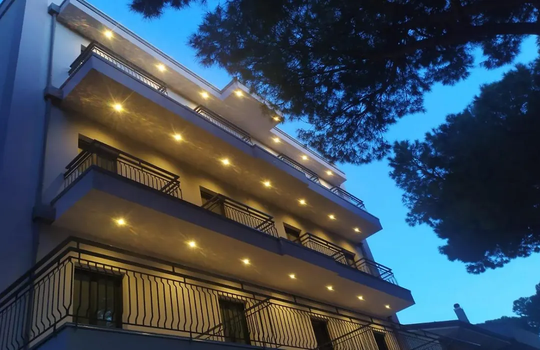 Hotel Altamarea-1