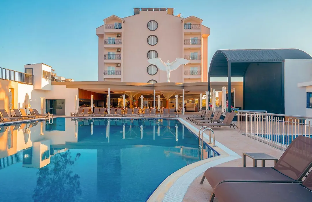Q Ella Beach Hotel-1