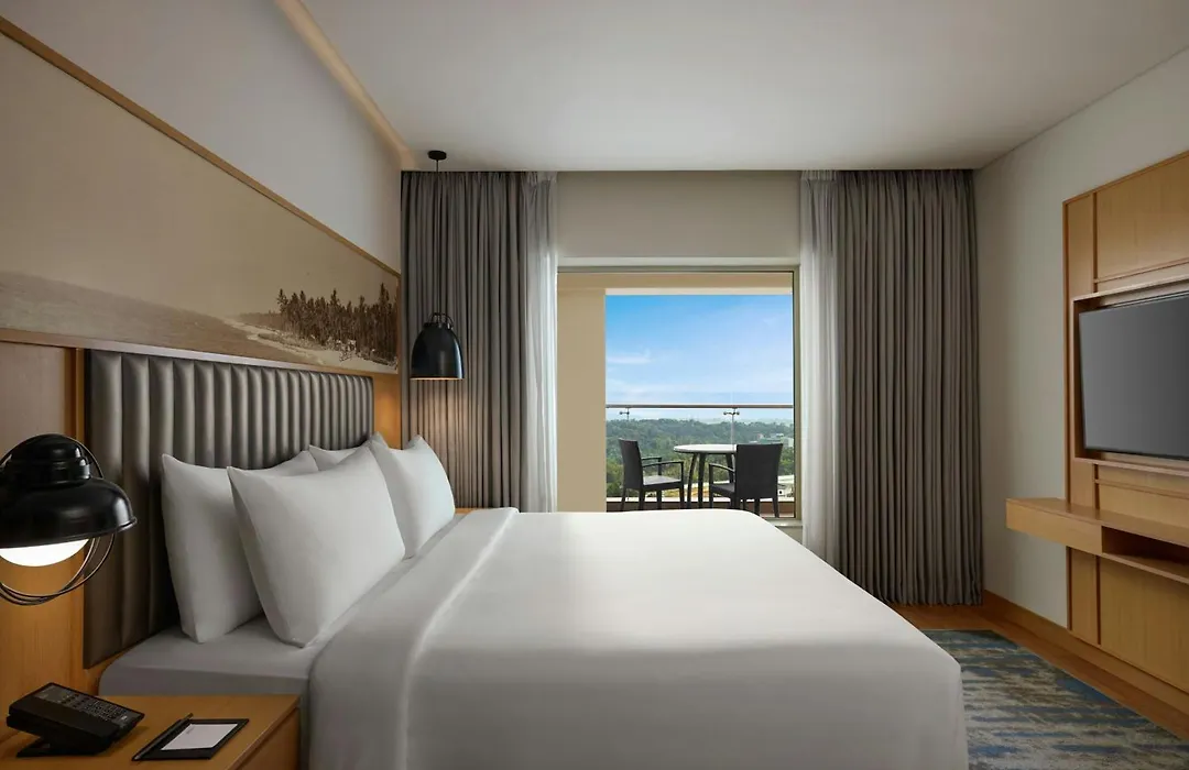Courtyard By Marriott Kochi Infopark-1