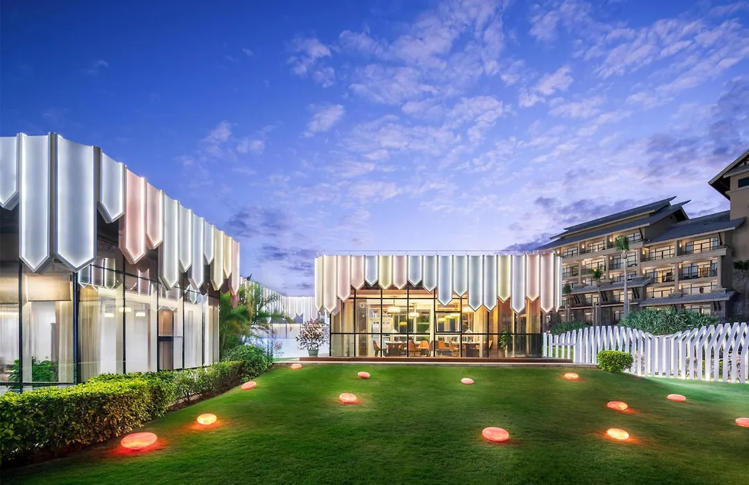 Hilton Sanya Yalong Bay Resort & Spa-1