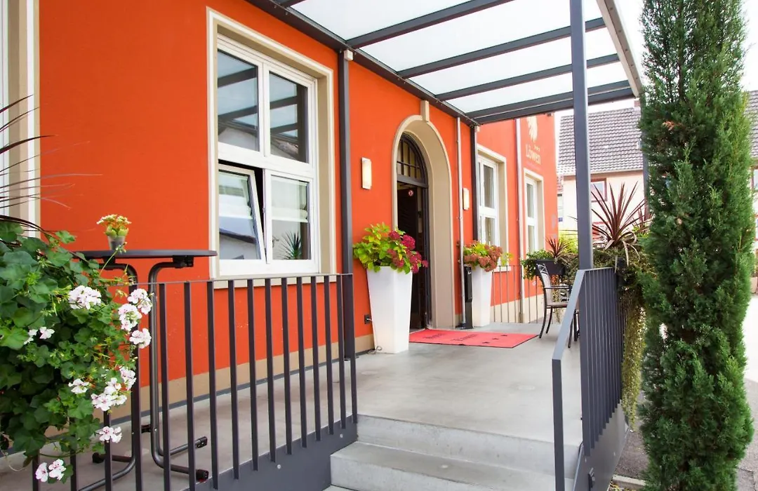 Hotel Löwen Garni - B&B-1